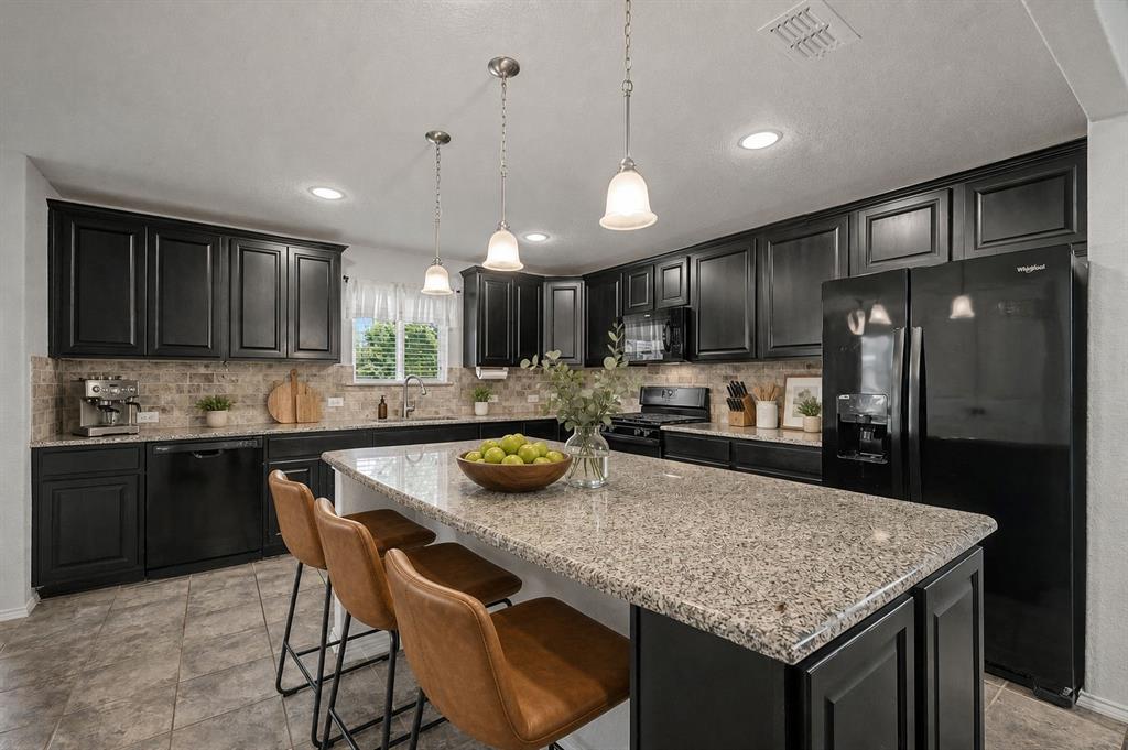 6993 Hickory Creek Drive Property Photo 1