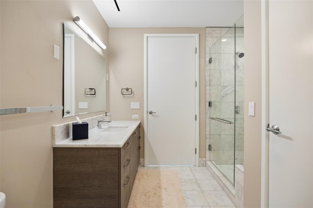 7901 Windrose Avenue 806 Property Photo 21