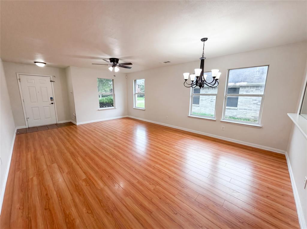 111 Forest Park Lane Property Photo 8