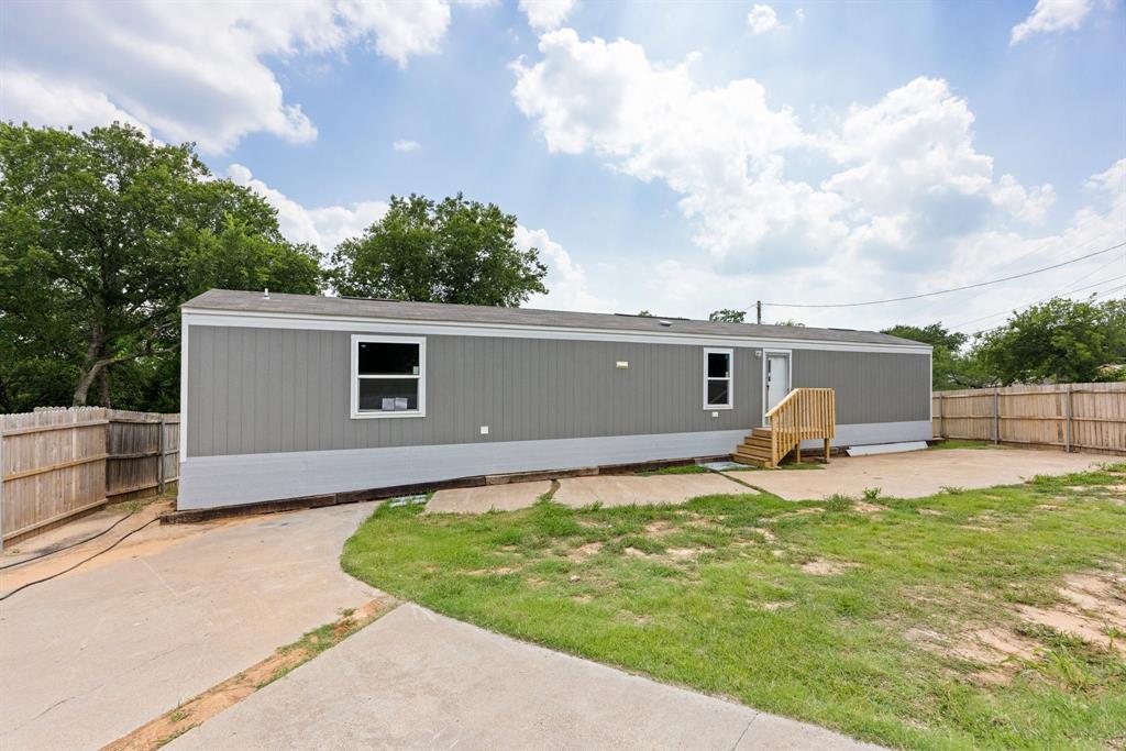 4200 Cortez Court Property Photo 6