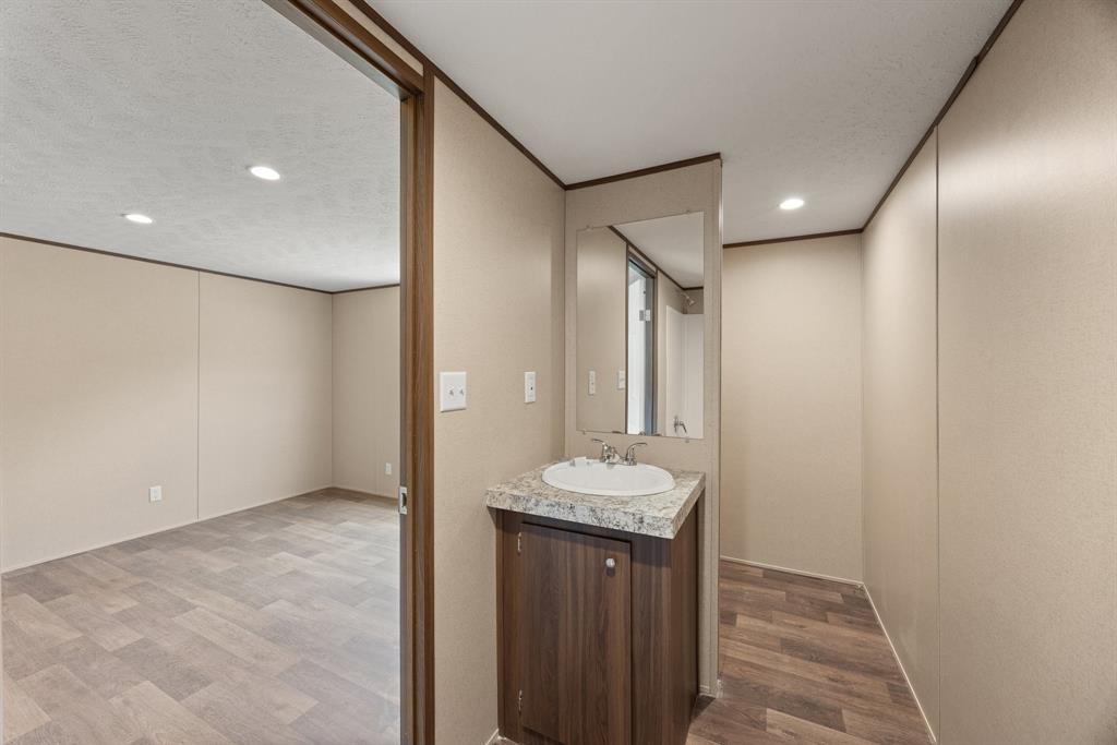4200 Cortez Court Property Photo 17