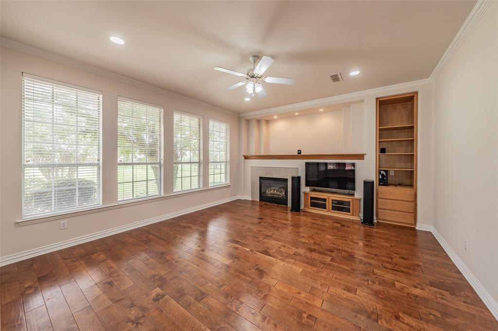 1049 Van Zandt Court Property Photo 8