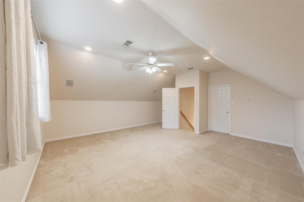 1049 Van Zandt Court Property Photo 27