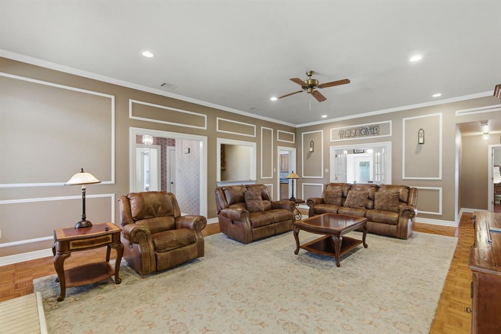 4625 Hillside Drive Property Photo 7