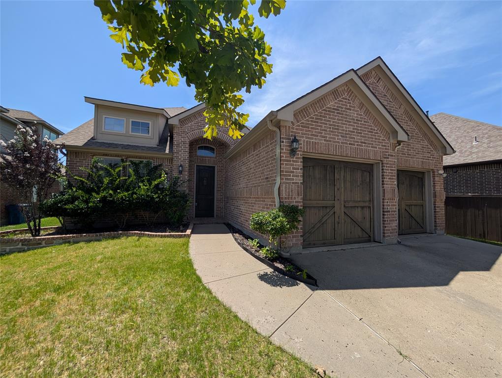 591 Deverson Drive Property Photo 1