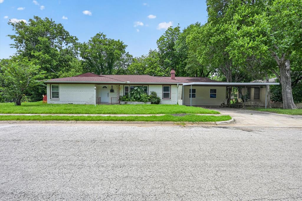 2833 Scruggs Park Drive Property Photo 1