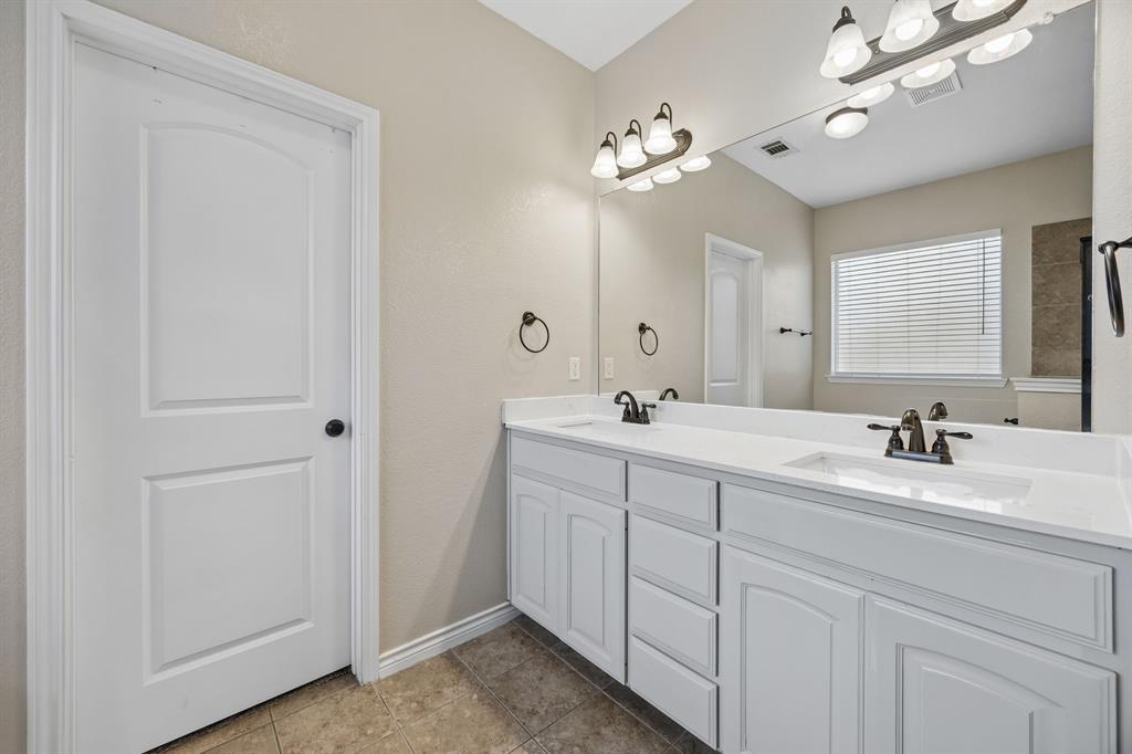 425 Corriente Trail Property Photo 18