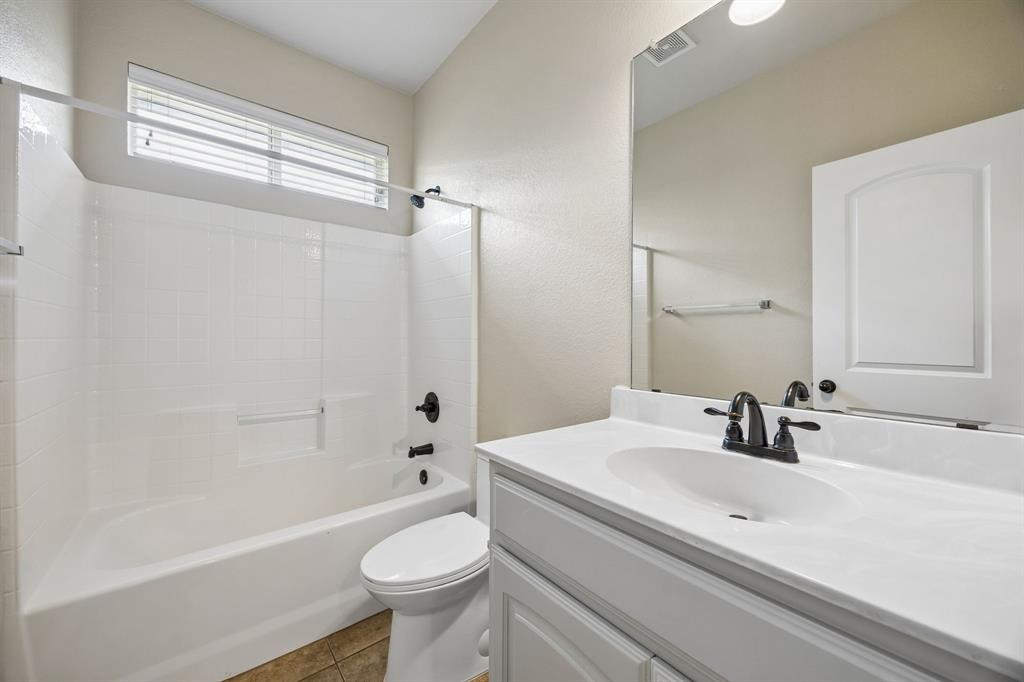 425 Corriente Trail Property Photo 23