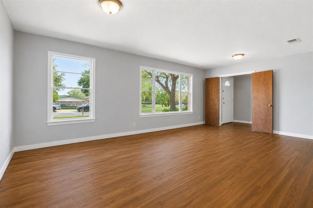 1100 Cedar Street Property Photo 4