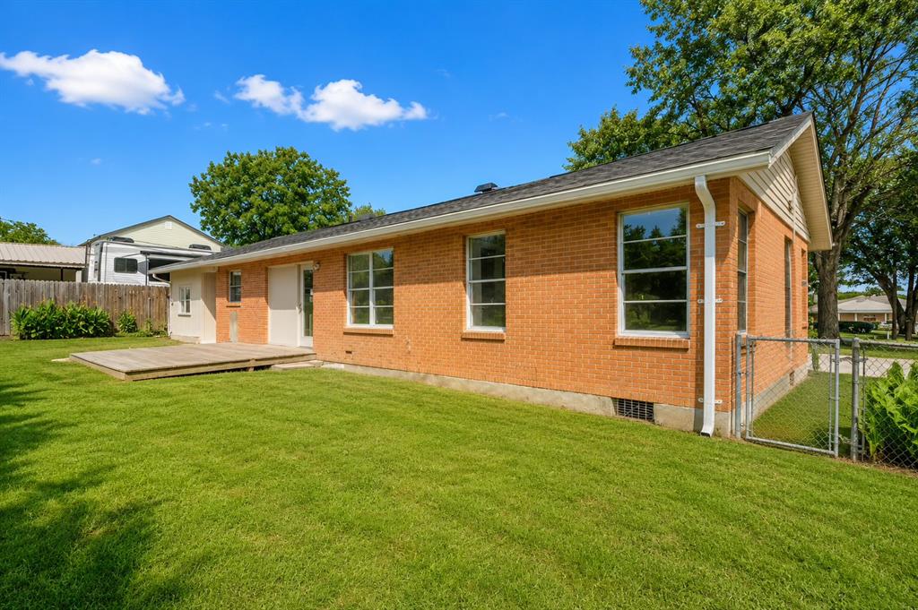 1100 Cedar Street Property Photo 19