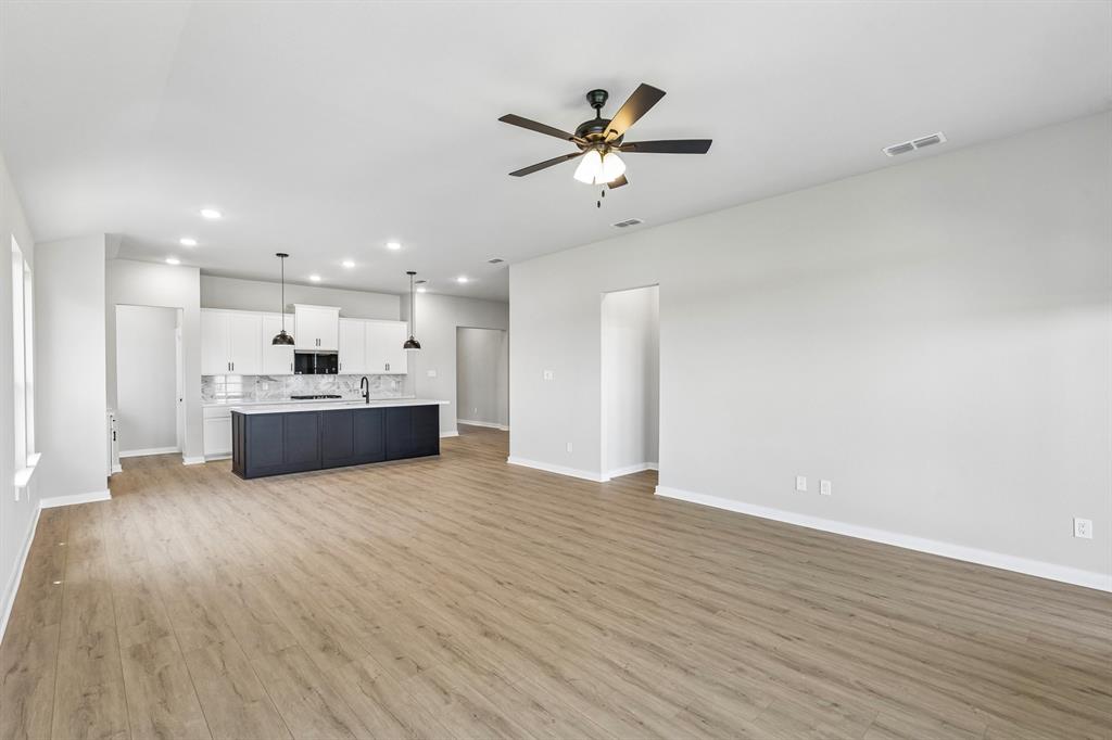 4740 Farmers Drive Property Photo 12