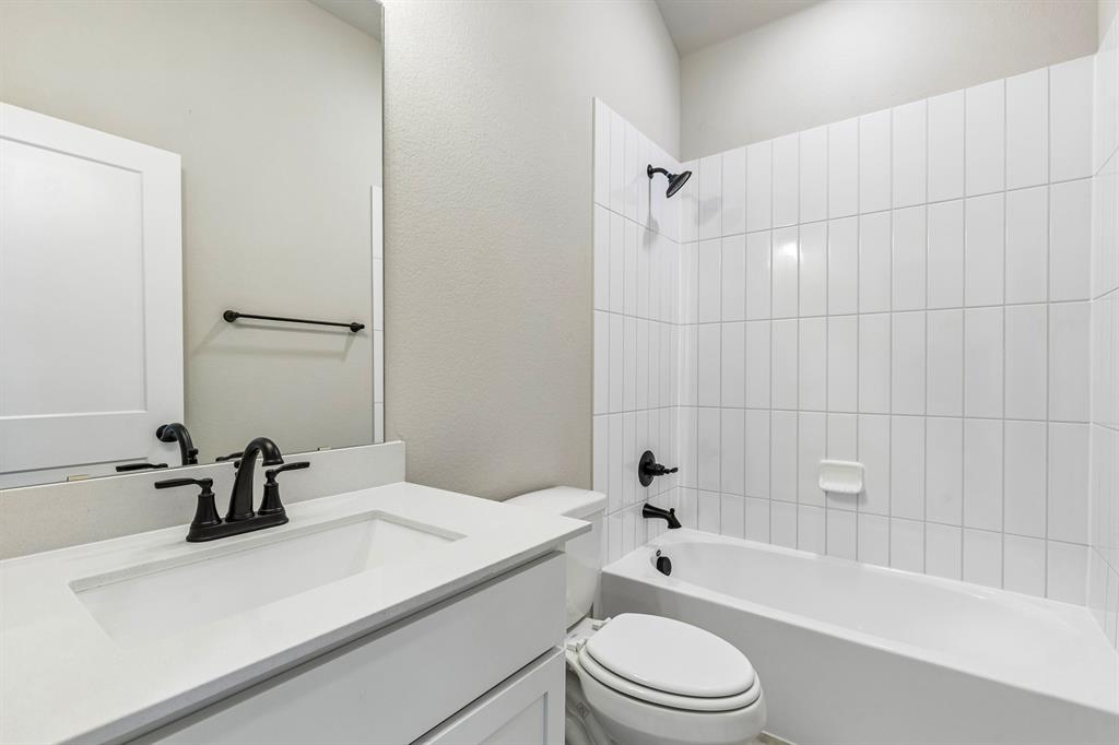 4740 Farmers Drive Property Photo 21
