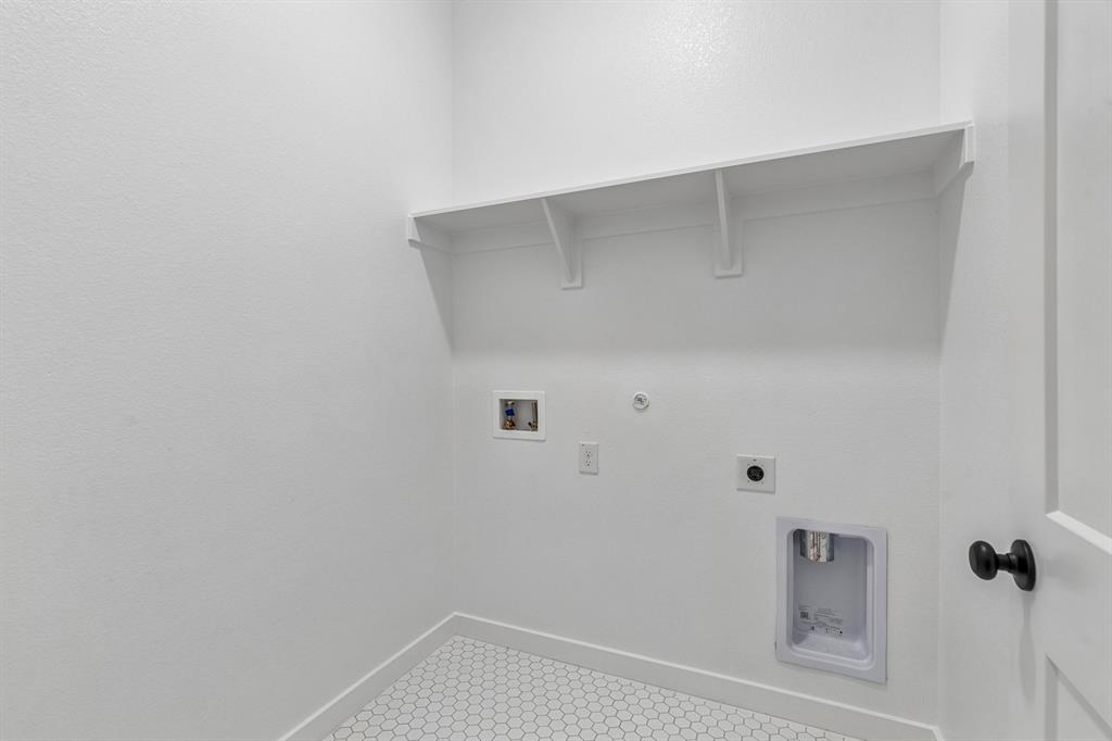 4740 Farmers Drive Property Photo 23