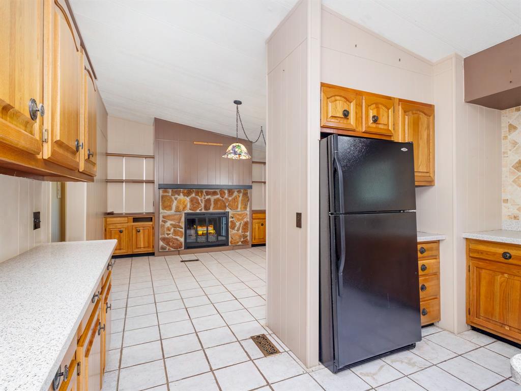 13601 Highway 377 Property Photo 34
