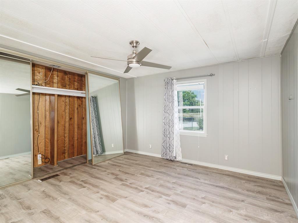 13601 Highway 377 Property Photo 38