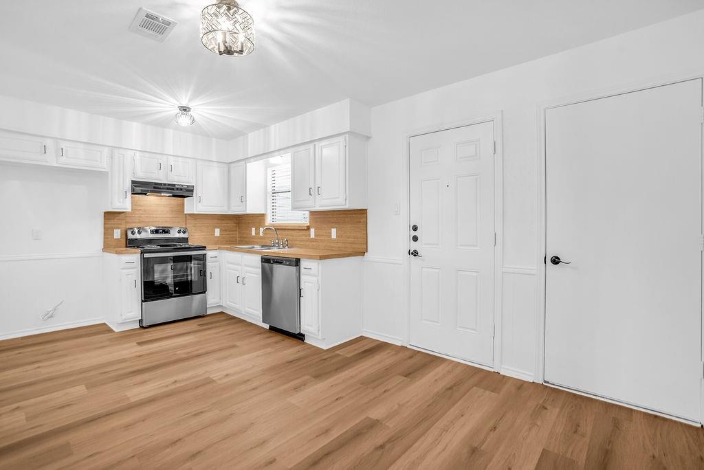 1751 Northview Property Photo 8