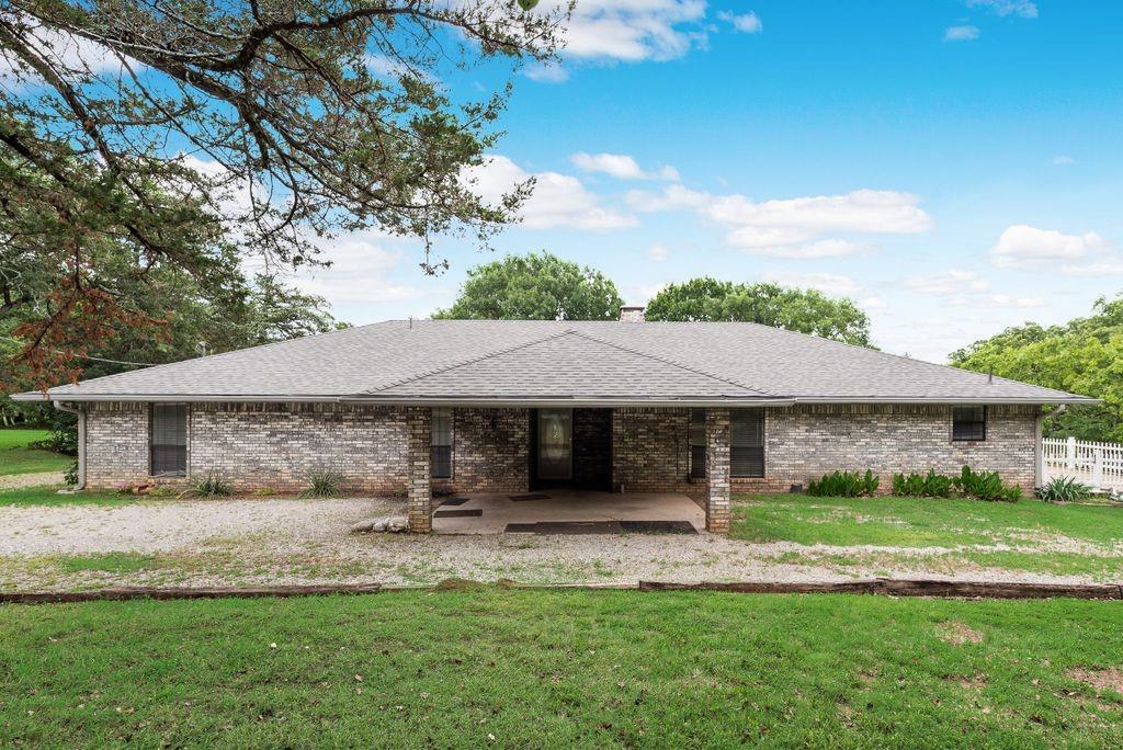 298 Butterfield Road Property Photo 1