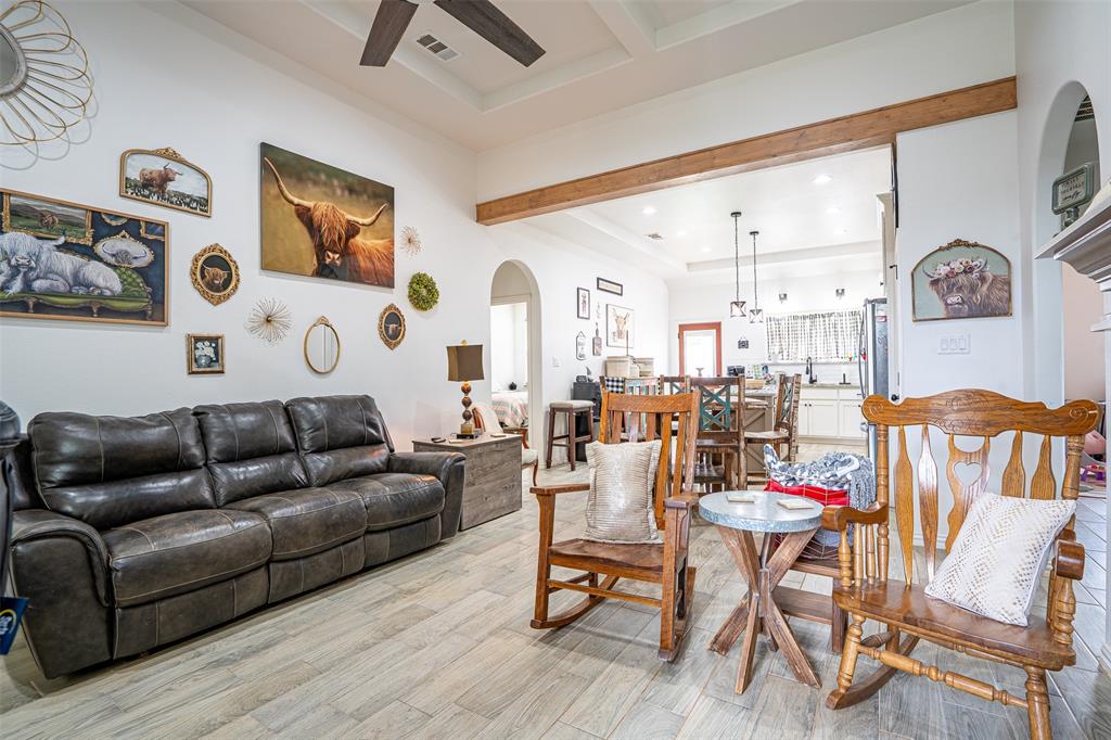 5900 S Lakeside Hills Court Property Photo 8