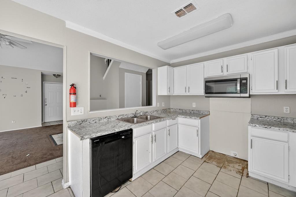 6611 Olivewood Drive Property Photo 6