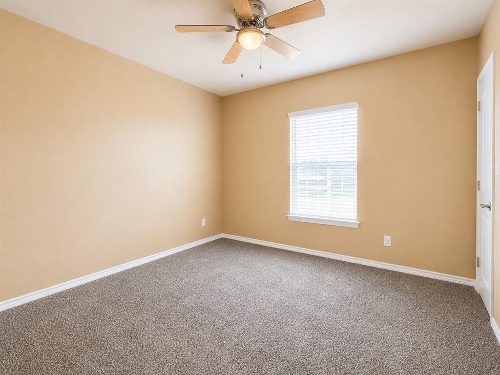 1108 Parkway Trail Property Photo 7