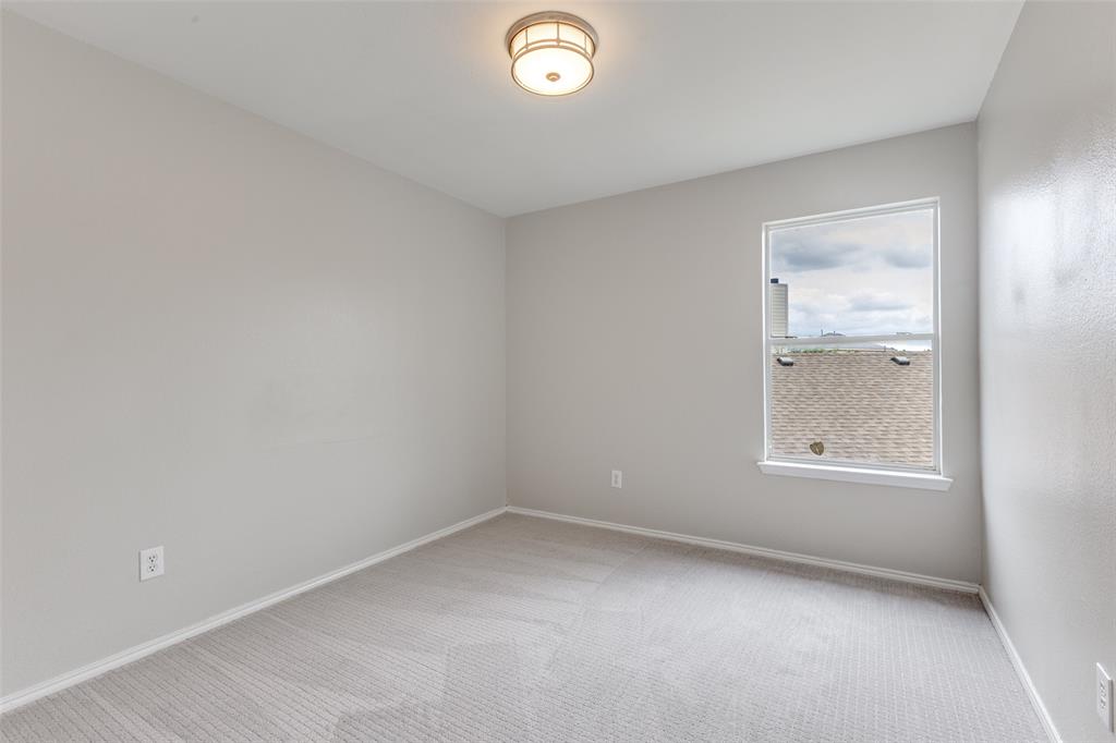 12161 Thicket Bend Drive Property Photo 16