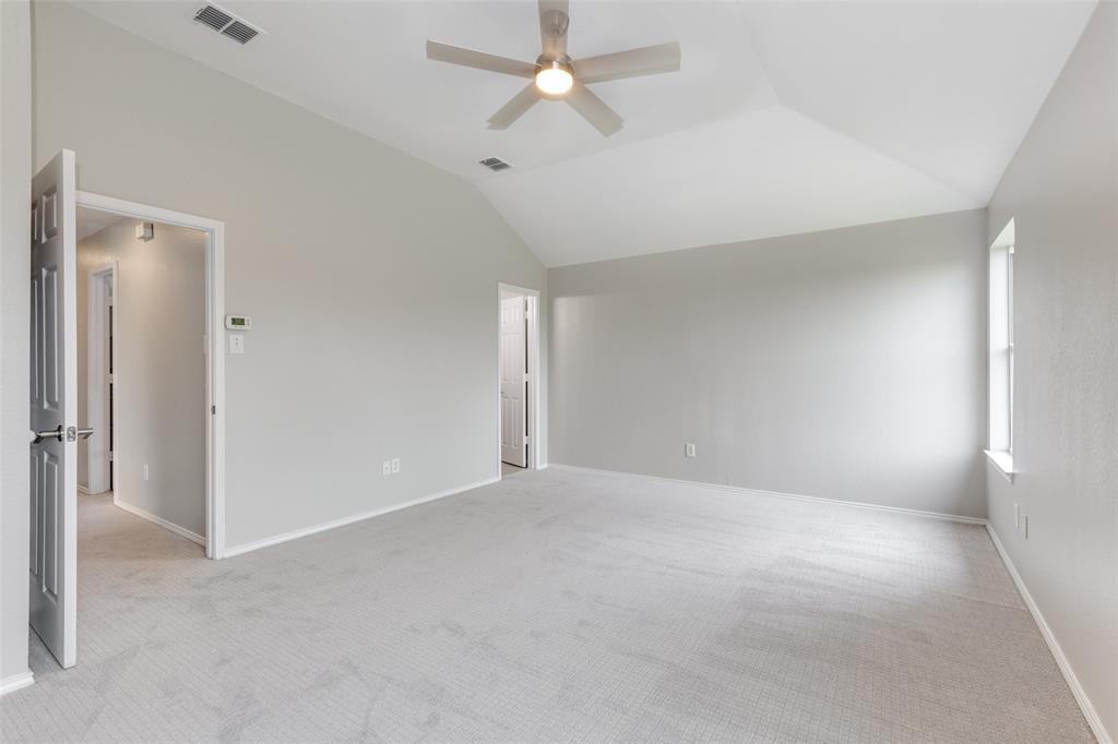 12161 Thicket Bend Drive Property Photo 18