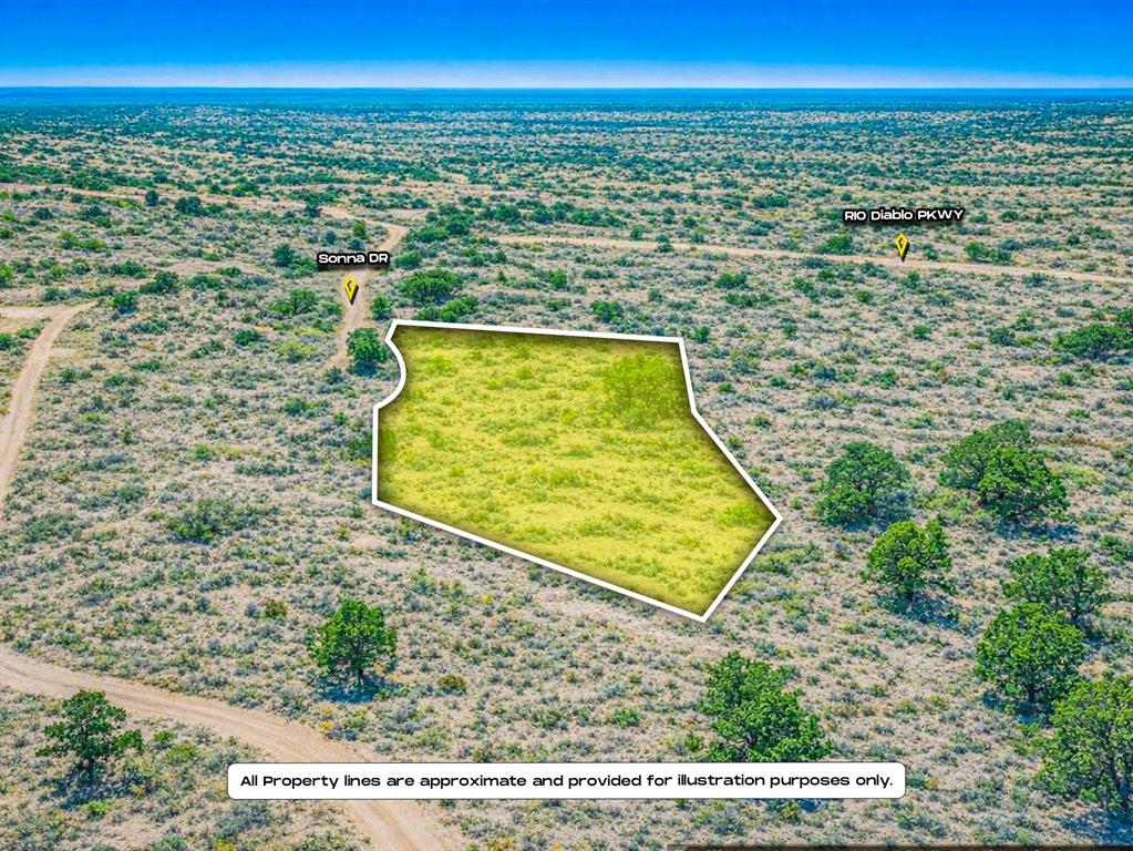 Apn:35033 Yucca Circle Property Photo 3