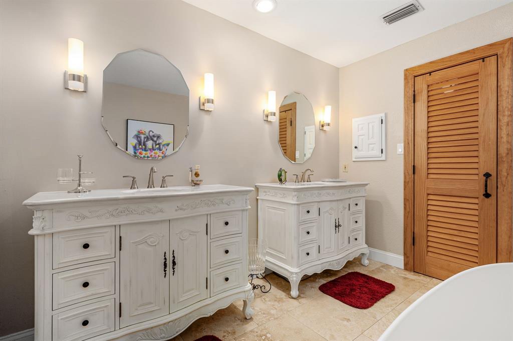 709 Chaffee Court Property Photo 6
