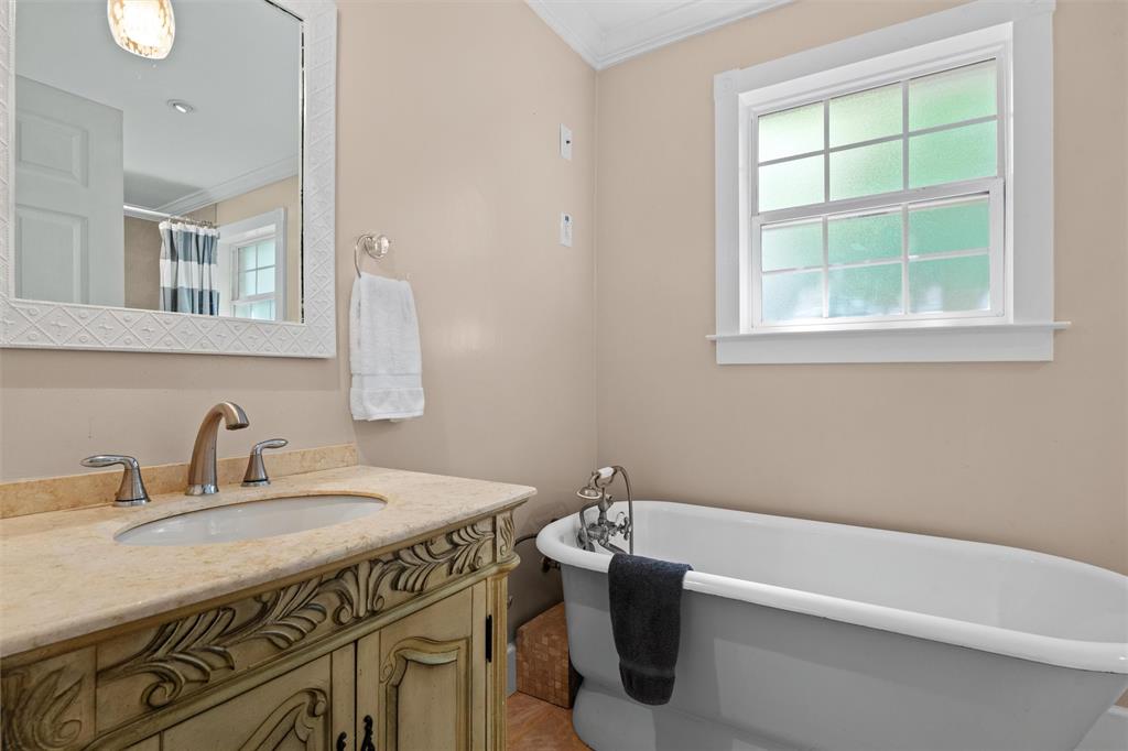 1705 Manchester Drive Property Photo 16