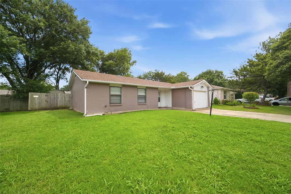 1606 Natches Drive Property Photo 2