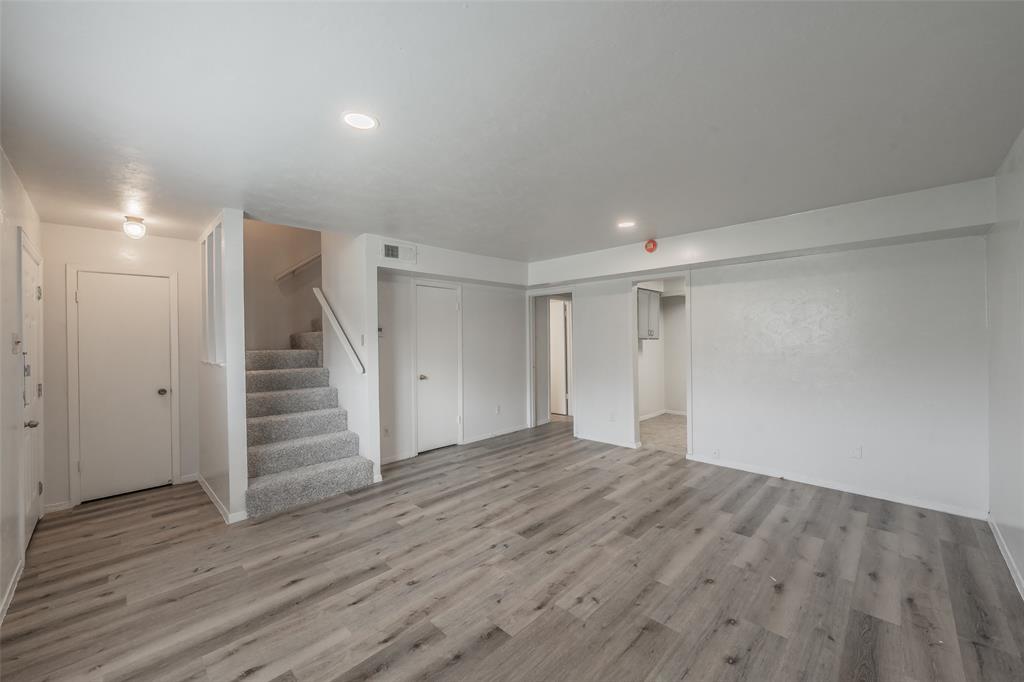 1821 Ridgeview Street Property Photo 1