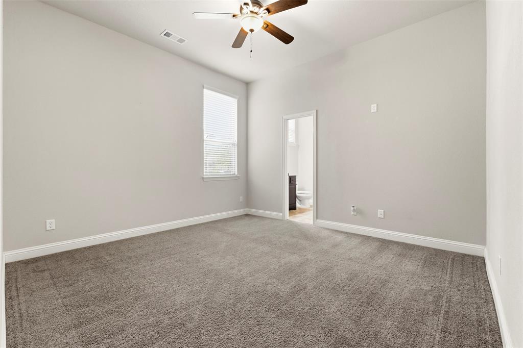 421 Summer Grove Drive Property Photo 27
