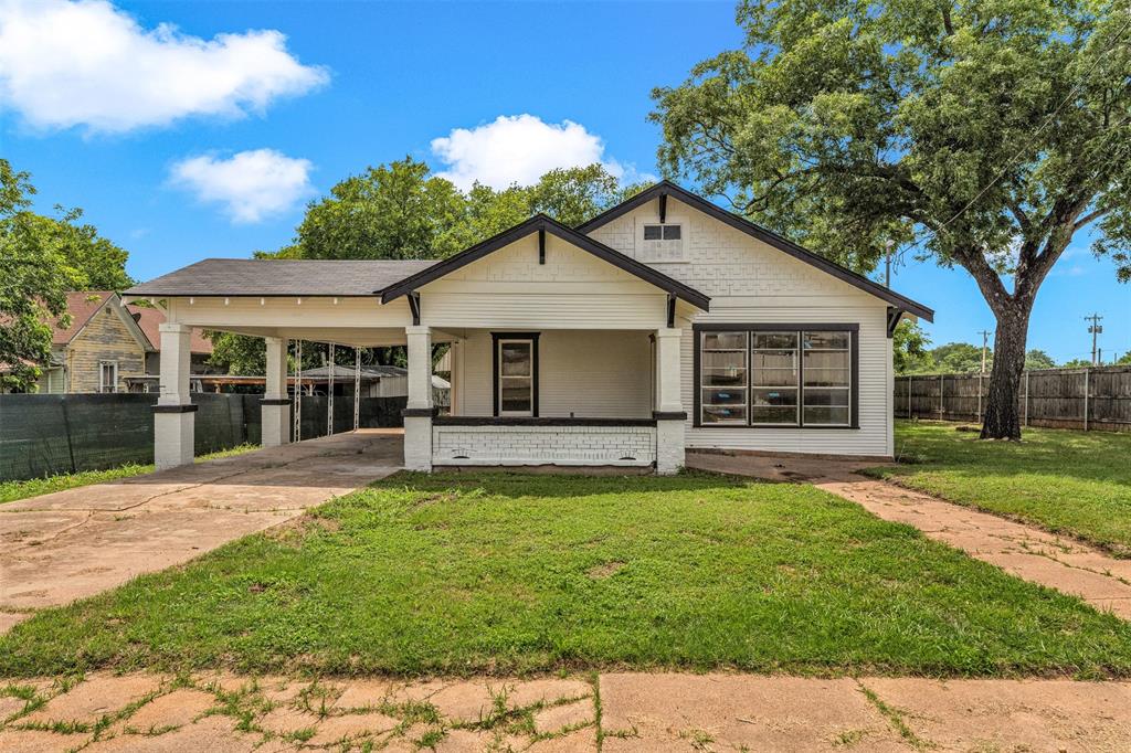 210 S 5th Street Property Photo 2