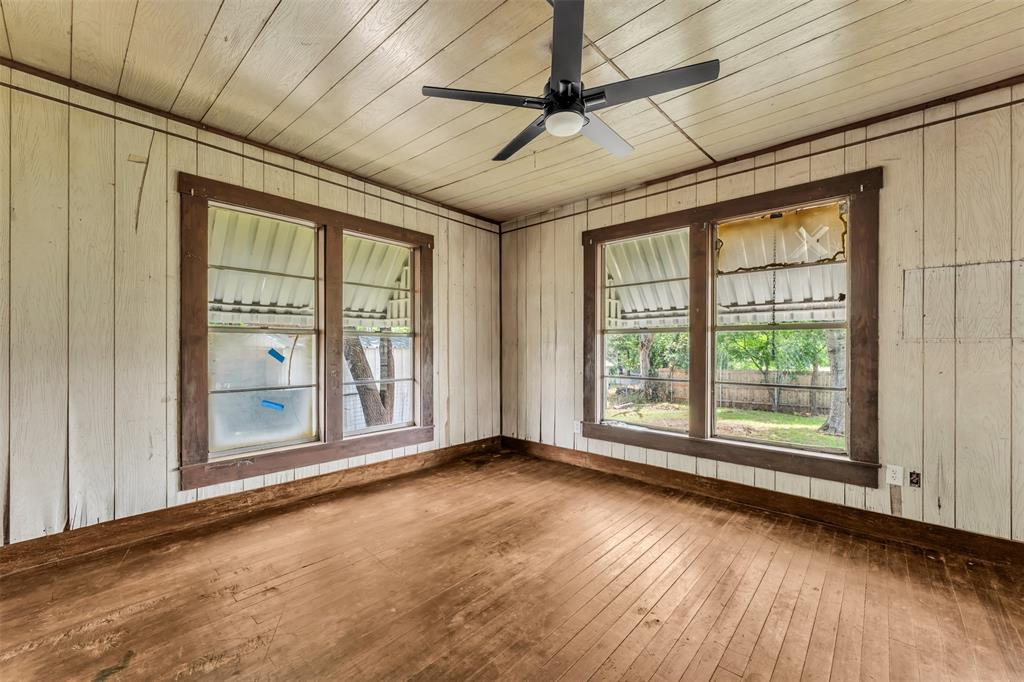 210 S 5th Street Property Photo 11