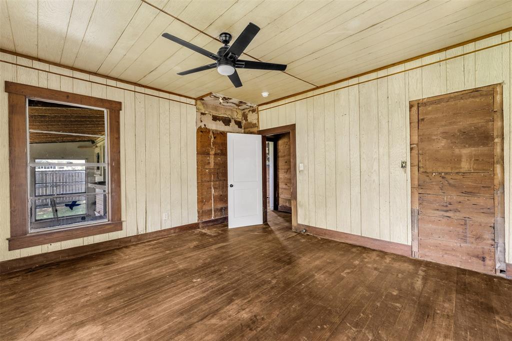 210 S 5th Street Property Photo 12