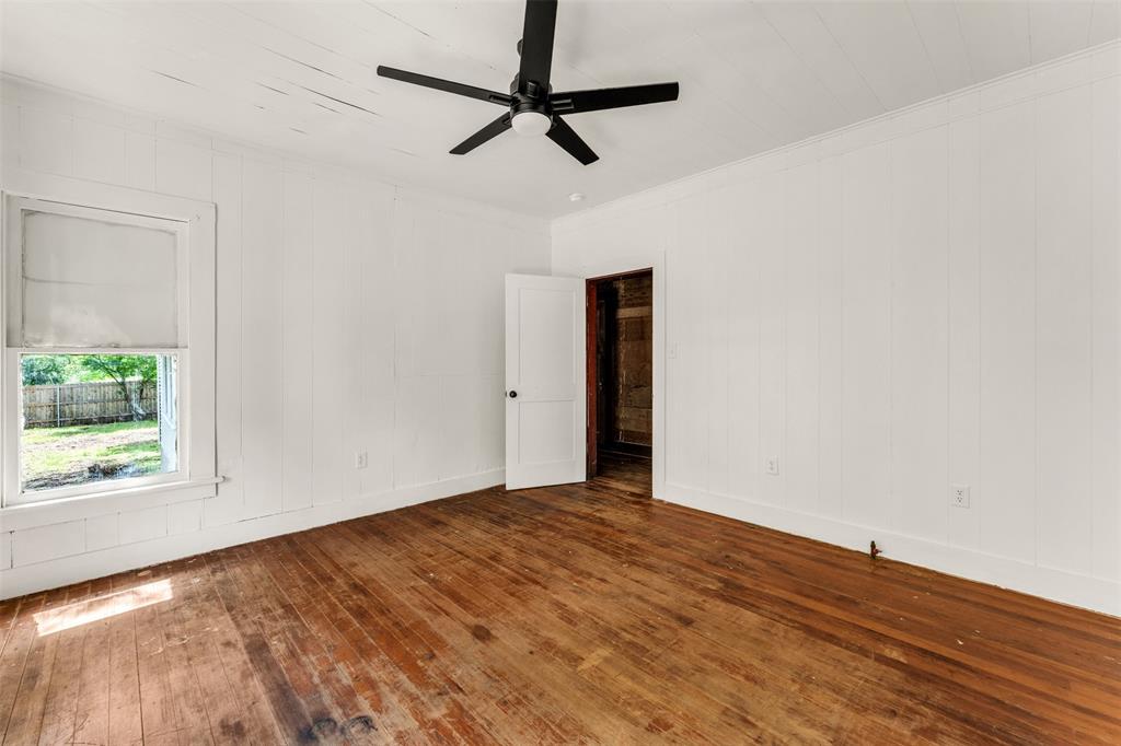 210 S 5th Street Property Photo 15