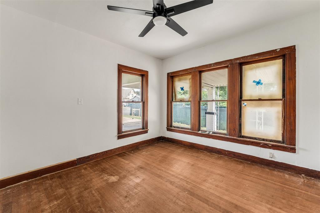 210 S 5th Street Property Photo 16