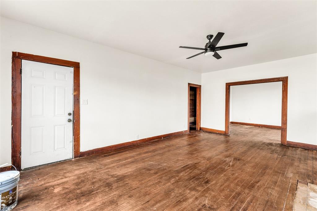 210 S 5th Street Property Photo 20