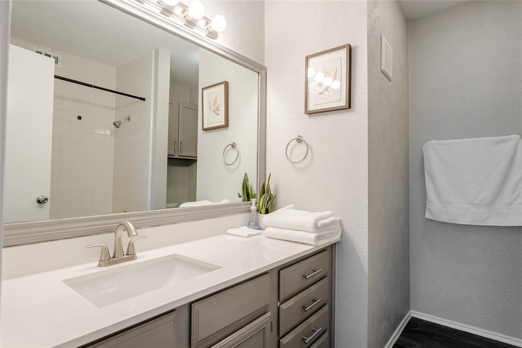 15151 Berry Trail 1410 Property Photo 14