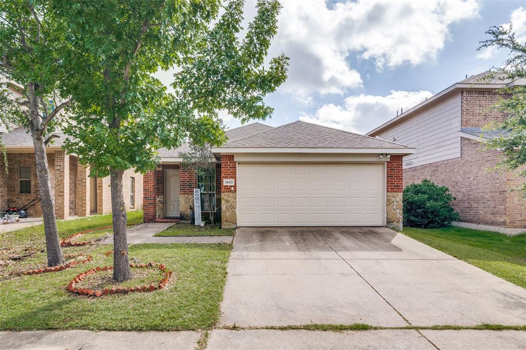1400 Silver Maple Lane Property Photo 1
