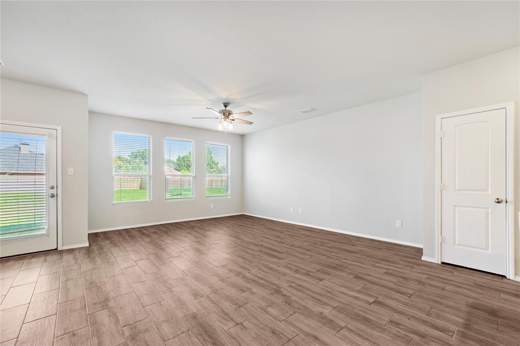 1217 Benwick Drive Property Photo 6