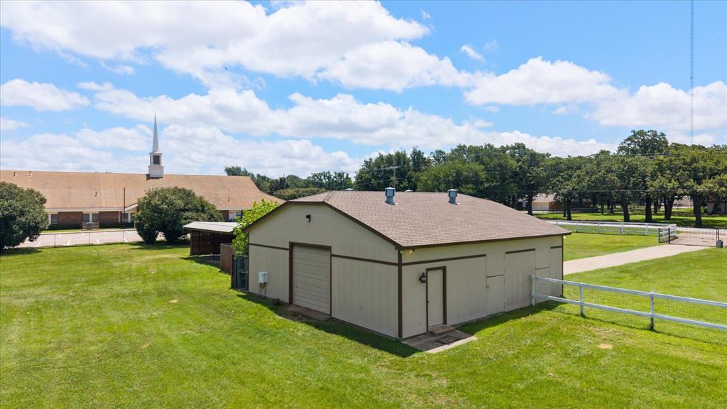 8111 Russell Curry Road Property Photo 35