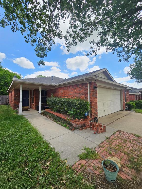 2417 Ensenada Lane Property Photo 1