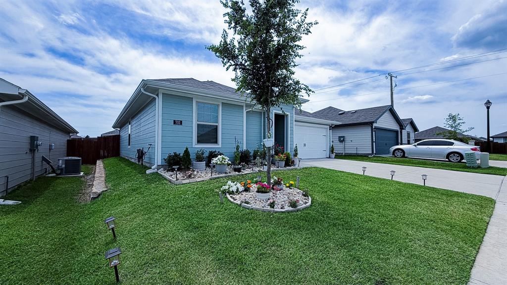 702 Sunlight Loop Property Photo 1