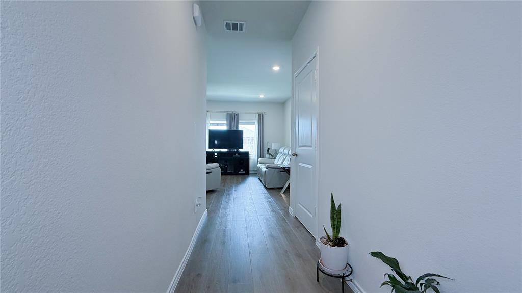 702 Sunlight Loop Property Photo 7