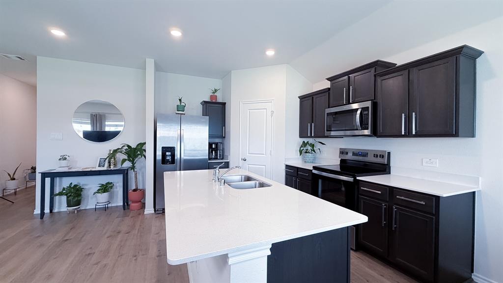702 Sunlight Loop Property Photo 9