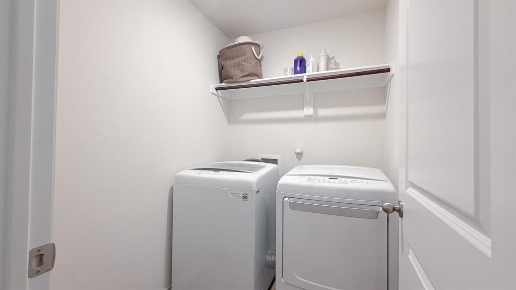 702 Sunlight Loop Property Photo 26