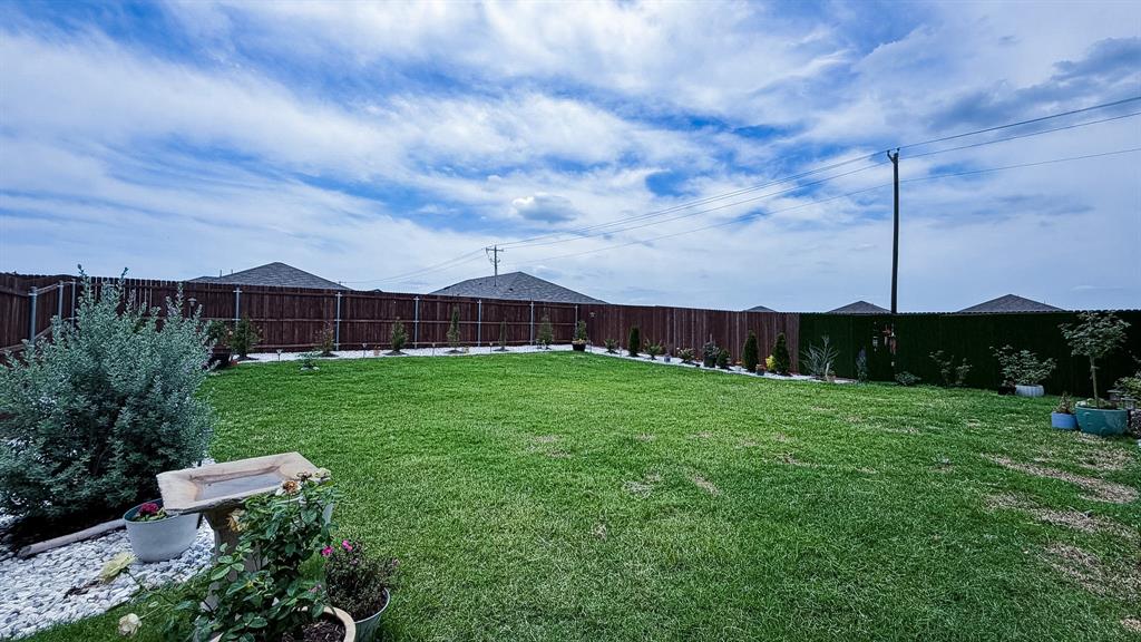 702 Sunlight Loop Property Photo 31
