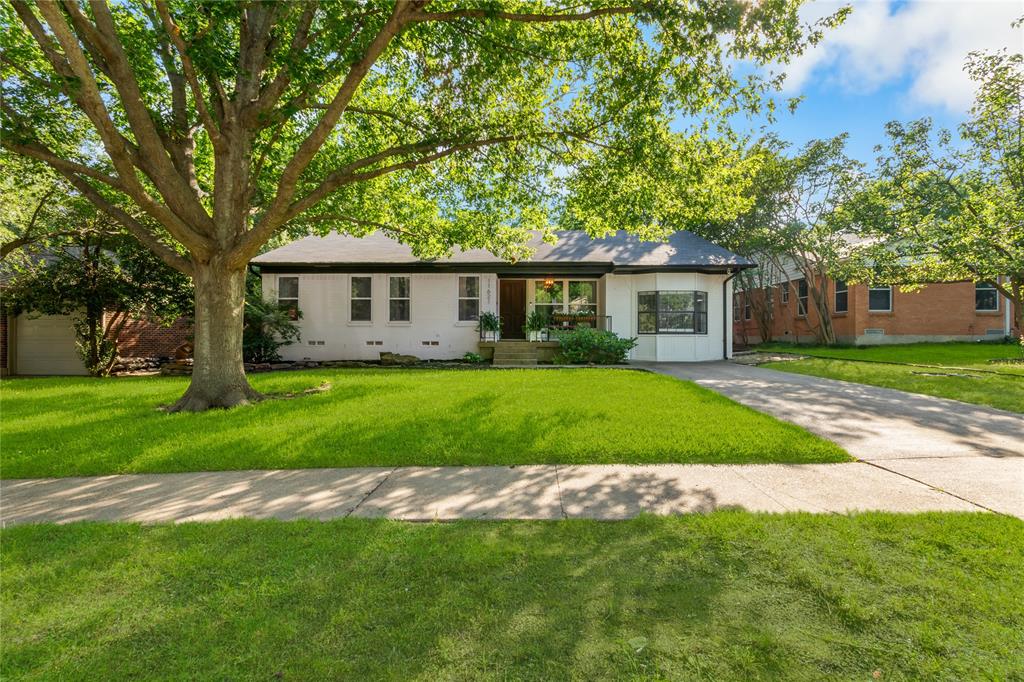 11621 Tuscany Way Property Photo 1