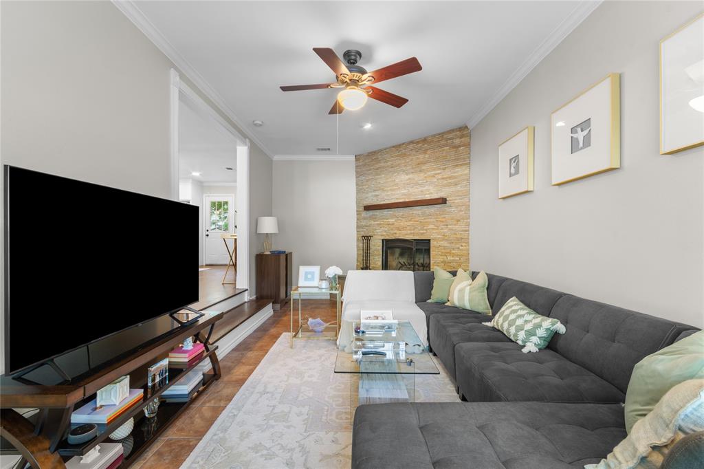 11621 Tuscany Way Property Photo 19
